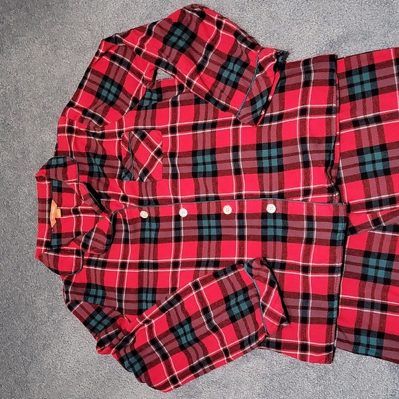 Christmas plaid pj's - Picture 2 of 9
